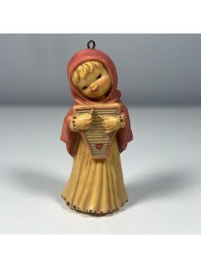 Vintage Girl Playing Frottoir Rubboard Anri Ferrandiz 3" Ornament Toriart Figure